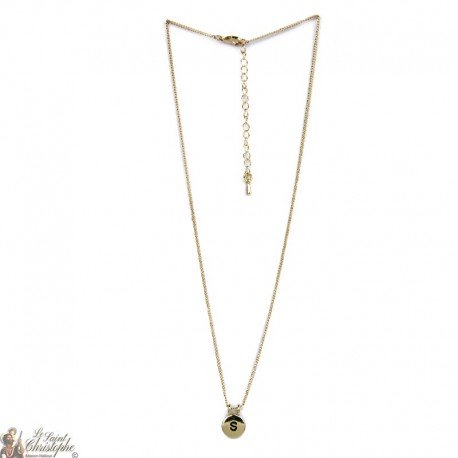Gold plated necklace with quartz stone