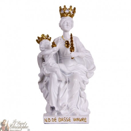 Statue blanche de Notre Dame de Basse Wavre