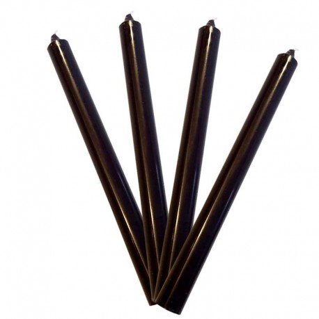 Gekleurde kaarsen in de mis in zwart - MH