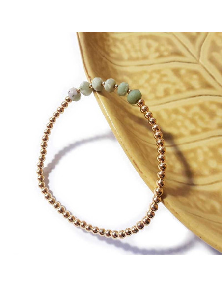 Bracelet with small golden beads and jasper