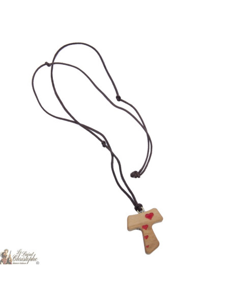 Cuerda del collar y colgante Tau de madera con corazones rojos
